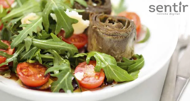 amanida carxofes mostassa